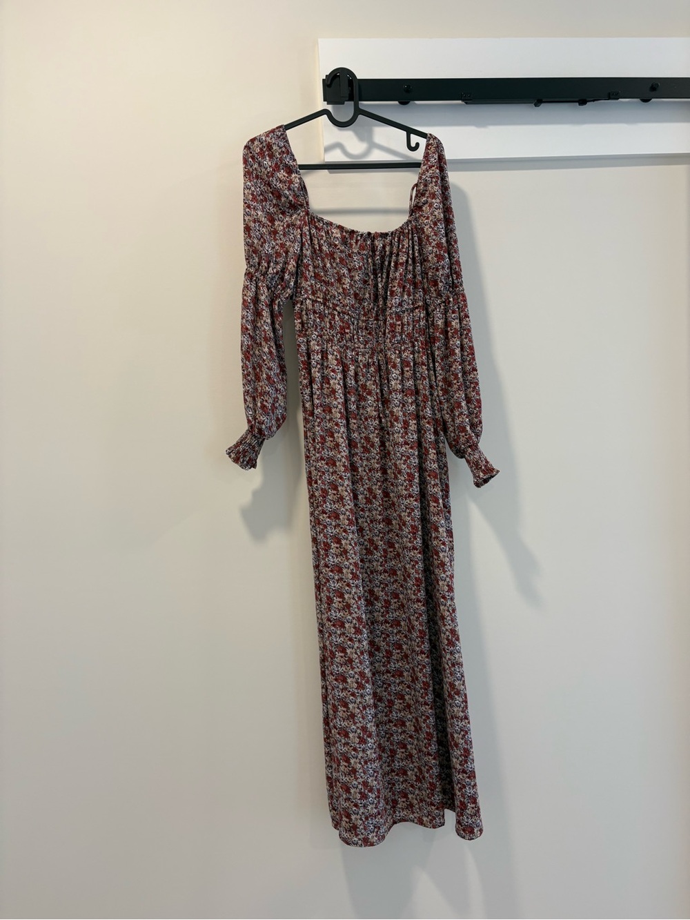 NWT Floral Maxi Long Sleeve dress